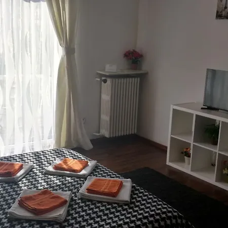 Black & White Apartment